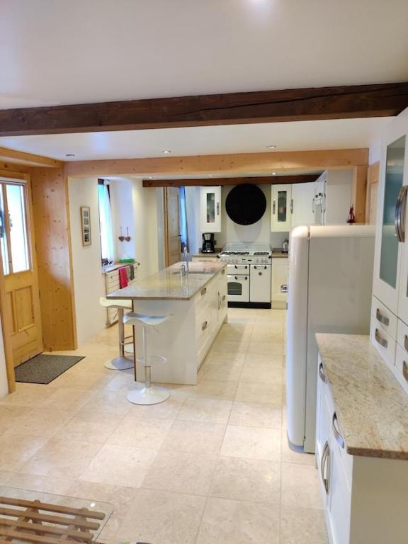 Spacious Ski Chalet In Traditional French Village, Sleeps 8, Four Star With Fibre Broadband Abondance Eksteriør bilde