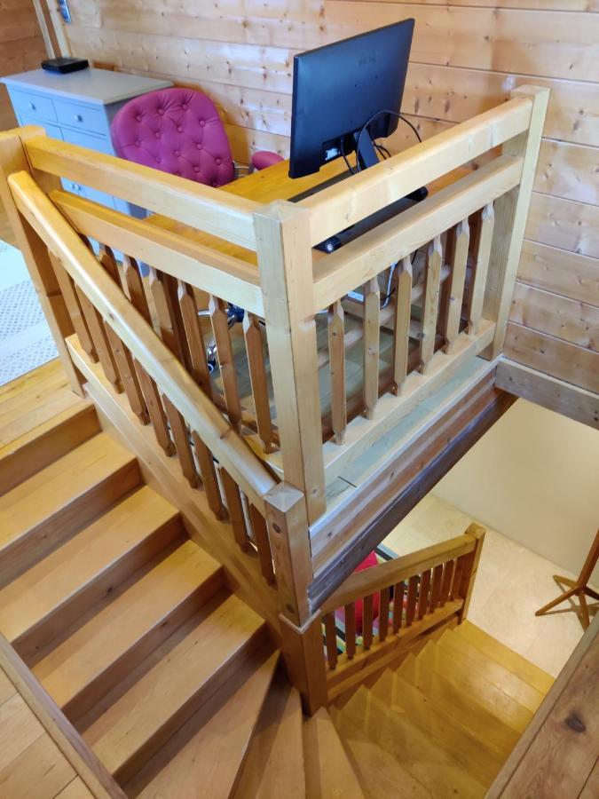 Spacious Ski Chalet In Traditional French Village, Sleeps 8, Four Star With Fibre Broadband Abondance Eksteriør bilde