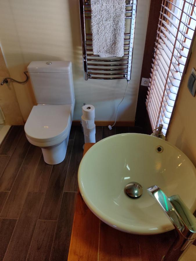 Spacious Ski Chalet In Traditional French Village, Sleeps 8, Four Star With Fibre Broadband Abondance Eksteriør bilde