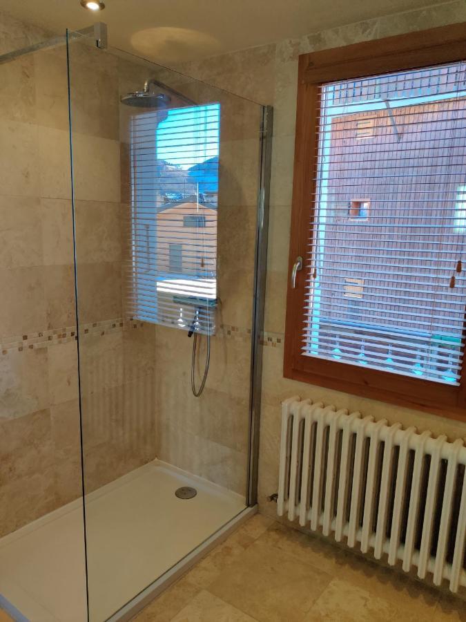 Spacious Ski Chalet In Traditional French Village, Sleeps 8, Four Star With Fibre Broadband Abondance Eksteriør bilde