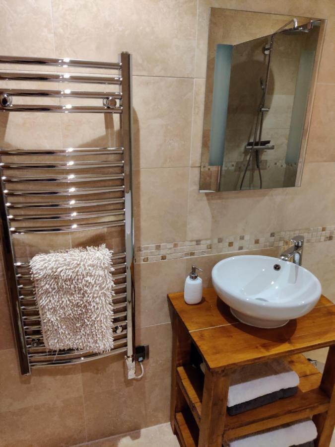 Spacious Ski Chalet In Traditional French Village, Sleeps 8, Four Star With Fibre Broadband Abondance Eksteriør bilde